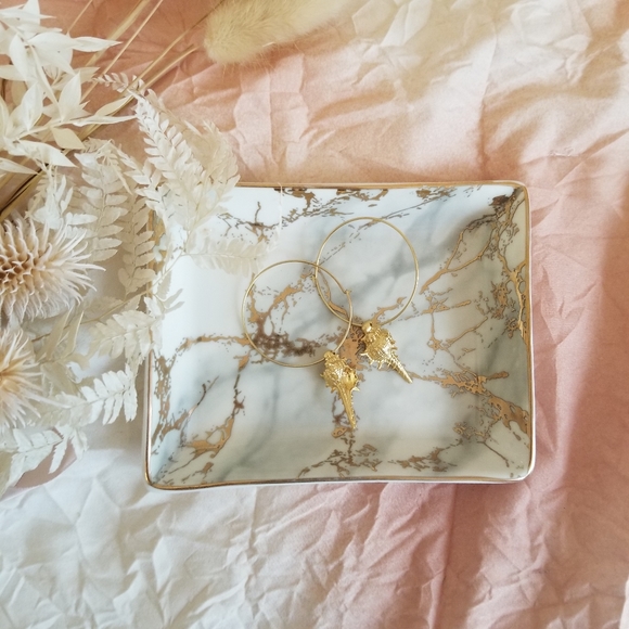 Triton Shell Hoops - Picture 3 of 6